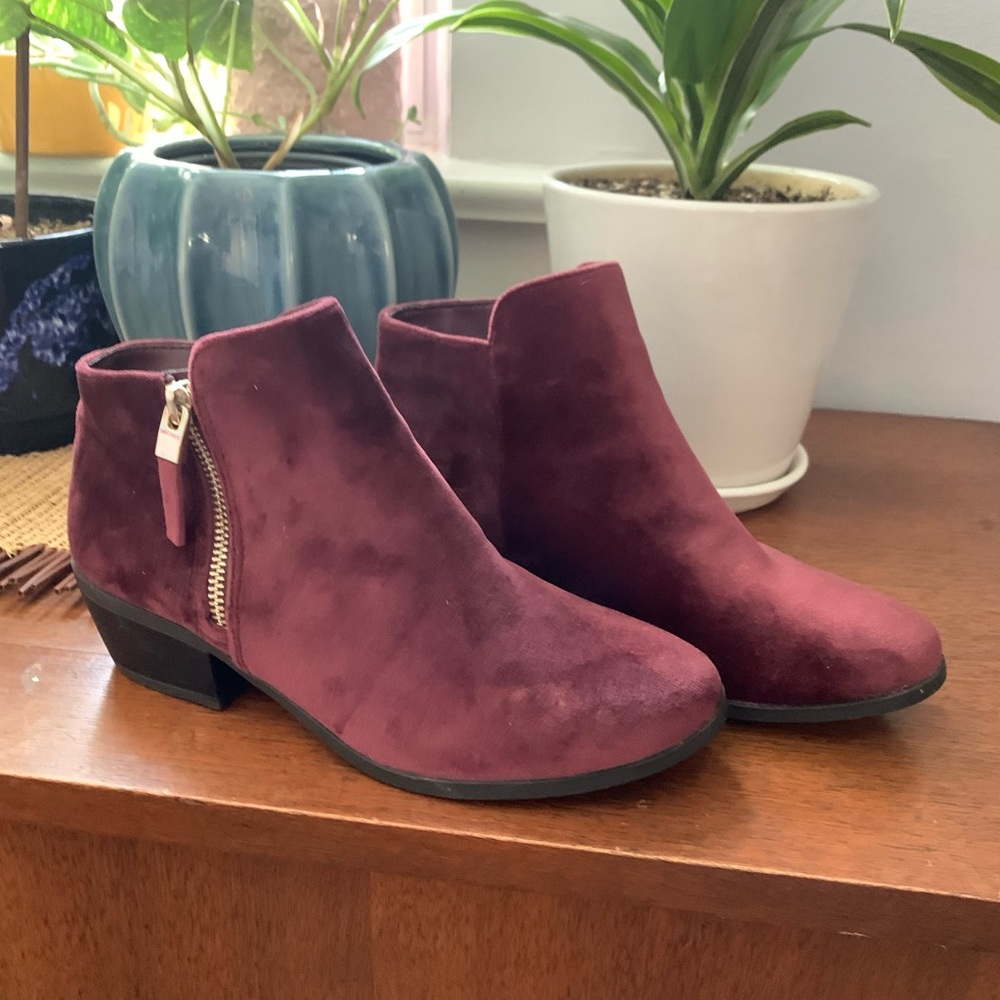 Brand new velvet Spriny Short boots booties